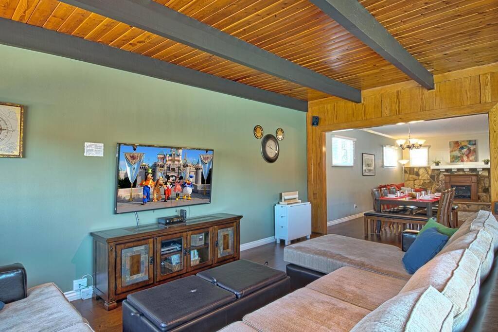 Spacious And Magical Vacation Rental Near Disneyland And Anaheim Convention Center Reg2022-00044 ภายนอก รูปภาพ
